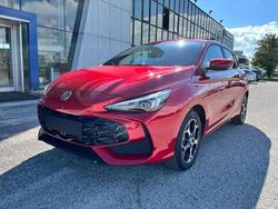 Rosso Nuova 2025 MG MG3 Luxury Due volumi | 18.640 € (Buon prezzo)