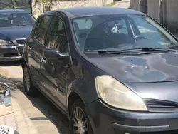 Usata 2008 Renault Clio II Due volumi | 950 € (Super prezzo)