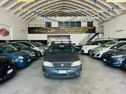 Grigio Usata 2004 Fiat Punto Dynamic Due volumi | 1250 € (Buon prezzo)