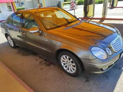 Bronzo Usata 2007 Mercedes E220 Elegance Tre volumi | 5000 € (Buon prezzo)
