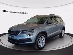 Grigio business metalizzato Usata 2022 Skoda Karoq Executive SUV | 25.900 € (Buon prezzo)