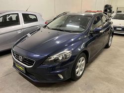 Blu Usata 2015 Volvo V40 CC Kinetic Station wagon | 5500 € (Buon prezzo)