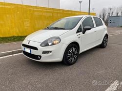 Bianco Usata 2015 Fiat Punto Young Tre volumi | 6400 €