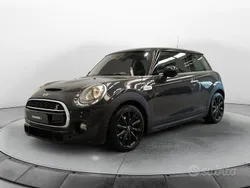 Thunder grey / metallizzato Usata 2016 Mini Cooper S Due volumi | 14.400 € (Ottimo prezzo)