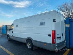Bianco Usata 2004 Iveco Daily | 6900 €