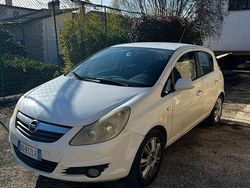 Bianco Usata 2008 Opel Corsa Cosmo Tre volumi | 1500 € (Ottimo prezzo)