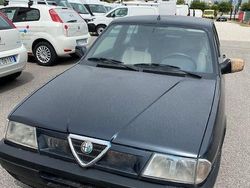 Usata 1993 Alfa Romeo 33 Tre volumi | 3300 €