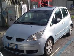 Grigio Usata 2007 Mitsubishi Colt Instyle Tre volumi | 1300 €