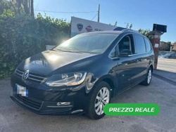 Nero / metallizzato Usata 2011 VW Sharan Highline Monovolume | 12.900 € (Buon prezzo)