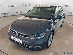 Grigio Nuova 2025 VW Polo Style Tre volumi | 25.600 € (Ottimo prezzo)