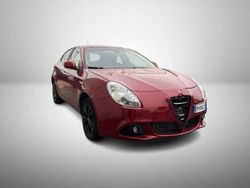 Rosso Usata 2010 Alfa Romeo Giulietta Progression Due volumi | 3250 € (Buon prezzo)