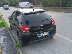 Nero Usata 2013 Citroën DS3 Chic Tre volumi | 7000 € (Cara)