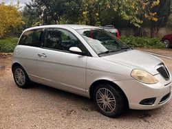 Grigio Usata 2008 Lancia Ypsilon Due volumi | 3000 € (Cara)