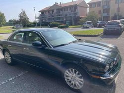 Verde Usata 2004 Jaguar XJ8 Tre volumi | 7500 € (Super prezzo)