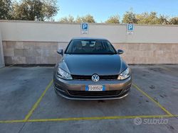 Marrone Usata 2016 VW Golf VII Tre volumi | 9000 € (Buon prezzo)