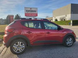 Rosso Usata 2021 Dacia Sandero Comfort SUV | 13.800 € (Buon prezzo)