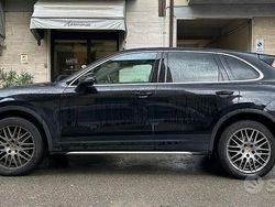 Nero Usata 2016 Porsche Cayenne SUV | 33.900 € (Cara)