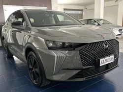 Grigio Usata 2023 DS Automobiles DS7 Crossback Performance Line Plus SUV | 28.999 € (Buon prezzo)