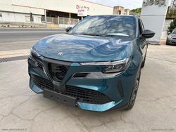 Blu Nuova 2025 Alfa Romeo Junior Edizione Speciale | 30.900 € (Buon prezzo)