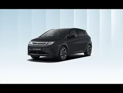 Nero Nuova 2025 BYD Dolphin Comfort Due volumi | 22.640 € (Super prezzo)