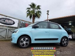 Blu Usata 2017 Renault Twingo Life Due volumi | 8390 € (Buon prezzo)