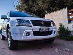 Bianco Usata 2008 Suzuki Grand Vitara SUV | 3400 €