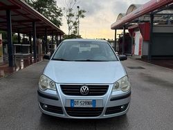Usata 2008 VW Polo United Due volumi | 2000 € (Buon prezzo)
