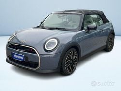 Grigio Usata 2024 Mini Cooper Cabriolet Favoured Cabrio | 35.900 € (Buon prezzo)