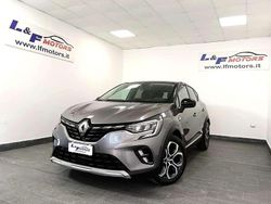 Grigio Usata 2023 Renault Captur Intens SUV | 17.500 € (Buon prezzo)