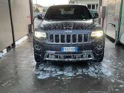 Usata 2016 Jeep Grand Cherokee Overland SUV | 17.500 € (Buon prezzo)