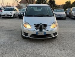 Grigio Usata 2010 Lancia Musa Monovolume | 3300 € (Buon prezzo)
