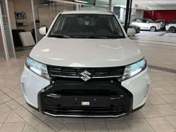 Bianco Nuova 2025 Suzuki Vitara Cool SUV | 28.990 € (Buon prezzo)