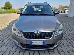 Argento Usata 2011 Skoda Roomster GreenLine Monovolume | 4900 € (Buon prezzo)