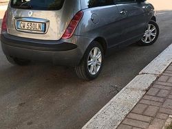 Grigio Usata 2005 Lancia Ypsilon Due volumi | 2300 € (Cara)