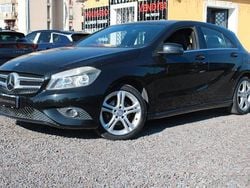 Nero Usata 2014 Mercedes A180 Tre volumi | 9900 € (Buon prezzo)