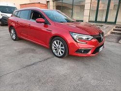 Rosso Usata 2020 Renault Mégane GrandTour Station wagon | 13.500 € (Buon prezzo)