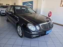 Grigio Usata 2008 Mercedes E320 Avantgarde Tre volumi | 5500 € (Buon prezzo)