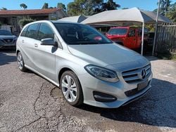 Argento Usata 2015 Mercedes B180 Monovolume | 12.700 € (Buon prezzo)