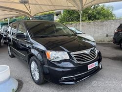 Nero Usata 2012 Lancia Voyager Gold Monovolume | 9999 € (Molto cara)