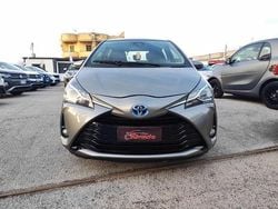 Marrone Usata 2020 Toyota Yaris Hybrid Active Tre volumi | 12.990 € (Buon prezzo)