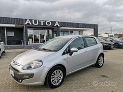 Grigio Usata 2012 Fiat Punto Evo Dynamic Due volumi | 5200 € (Molto cara)