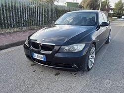 Nero Usata 2007 BMW 320 M Sport Tre volumi | 2900 €