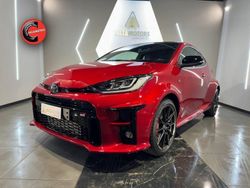 Rosso Usata 2024 Toyota Yaris Tre volumi | 39.900 € (Buon prezzo)