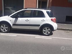 Bianco Usata 2011 Suzuki SX4 GL SUV | 6200 € (Buon prezzo)