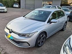Argento Usata 2021 VW Golf VIII Life Tre volumi | 19.990 € (Buon prezzo)