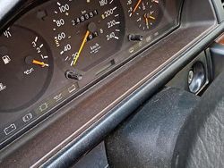 Usata 1995 Mercedes E200 Tre volumi | 13.000 €