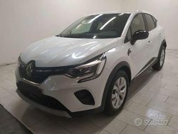 Bianco Usata 2020 Renault Captur Business SUV | 18.490 € (Molto cara)
