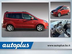 Rosso Usata 2017 Ford Tourneo Courier Monovolume | 10.950 € (Buon prezzo)