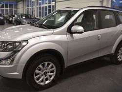 Grigio chiaro metallizzato Usata 2019 Mahindra XUV500 SUV | 12.000 € (Buon prezzo)