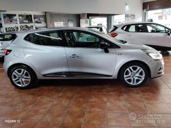 Grigio Usata 2019 Renault Clio IV Life Tre volumi | 8900 € (Buon prezzo)